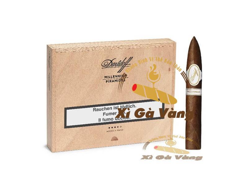 Davidoff Millennium Piramides có xuất xứ tại Davidoff của Cộng hòa Dominican